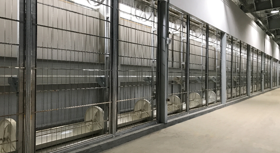 無塵涂裝——卷簾空氣空氣過濾單元安裝中